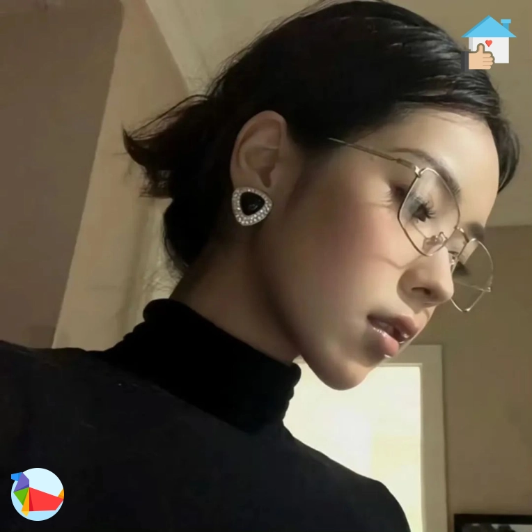 潘洁女士